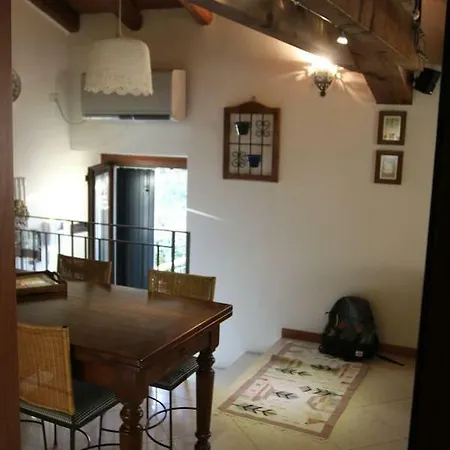Апартаменты Cristina's Shabbyhouse *
